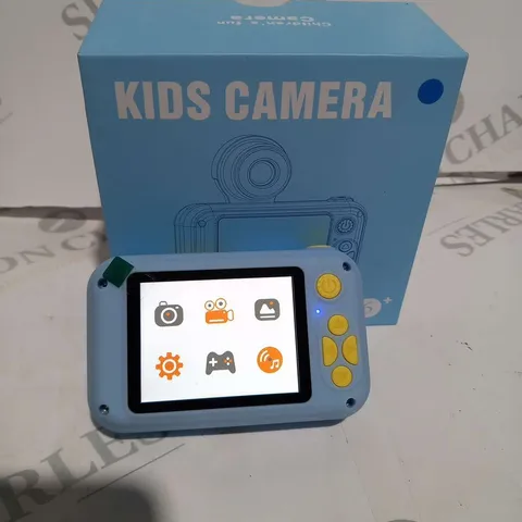 BOXED KIDS CAMERA HD SCREEN 