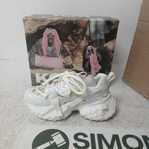 BOXED KOI FROZEN SHORES MEGA CHUNKY TRAINERS IN VANILLA SIZE 7