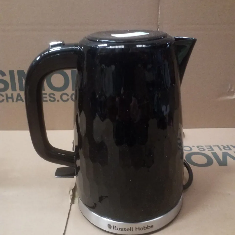 BOXED RUSSELL HOBBS 26051 HONEYCOMB BLACK KETTLE 