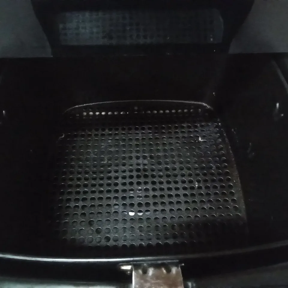 BOXED BREVILLE HALO AIR 5.5L DIGITAL AIR FRYER