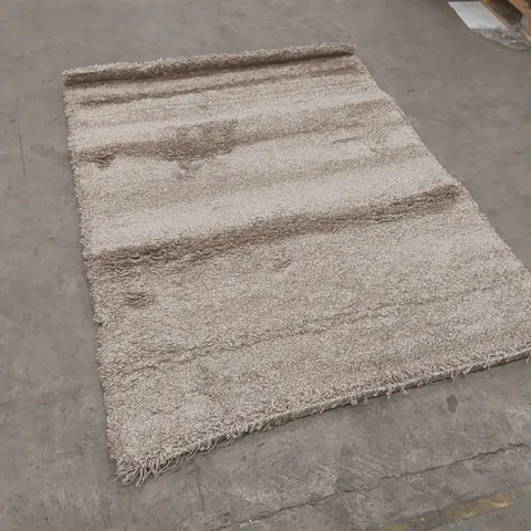 QUALITY DESIGNER AREA RUG - APPROXIMATELY 170 x 120cm