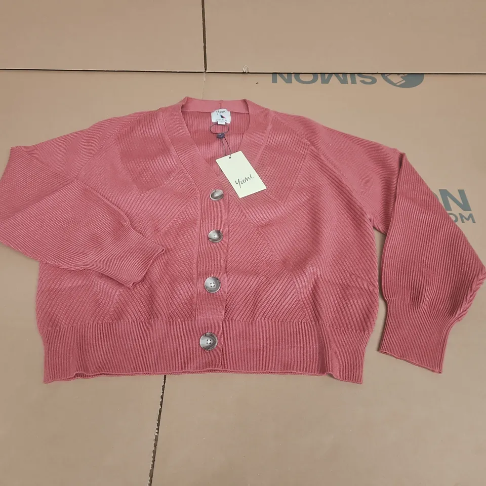 YUMI V-NECK BUTTON THROUGH CARDIGAN IN ROSE PINK - S