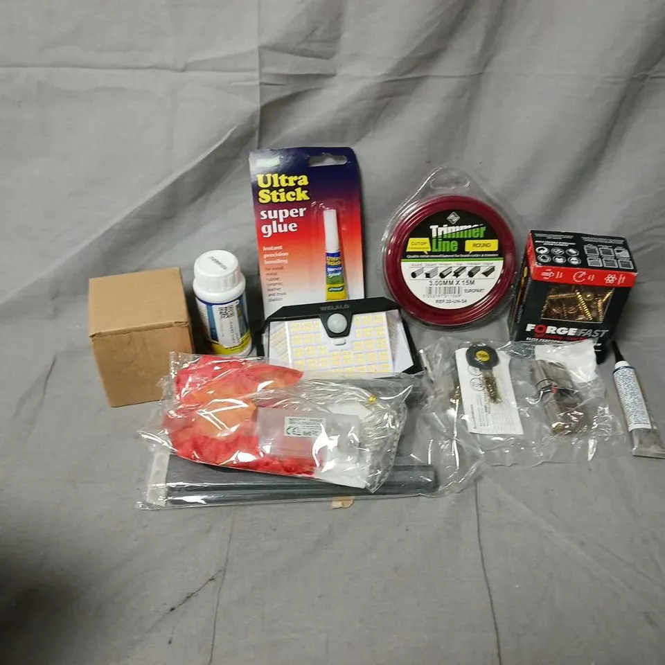 APPROXIMATELY 15 ASSORTED HOUSEHOLD ITEMS TO INCLUDE ULTRA STICK SUPER GLUE, TRIMMER LINE, FORGEFAST WOODSCREWS, ETC