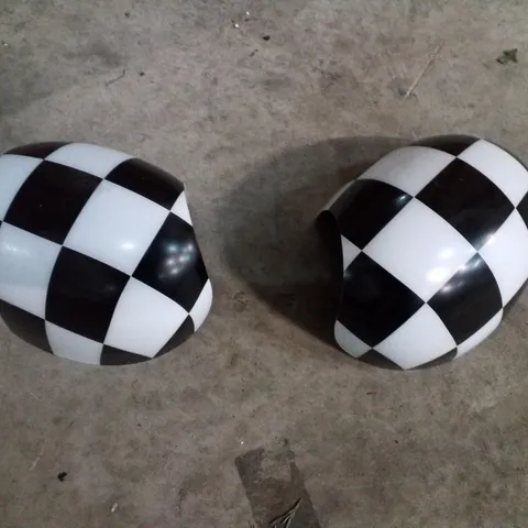 BOXED CHECKERED MOTORCYCLE WINGMIRRORS CAPS