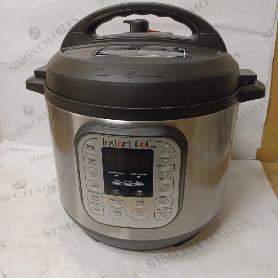 INSTANT POT DUO SMART PRESSURE COOKER