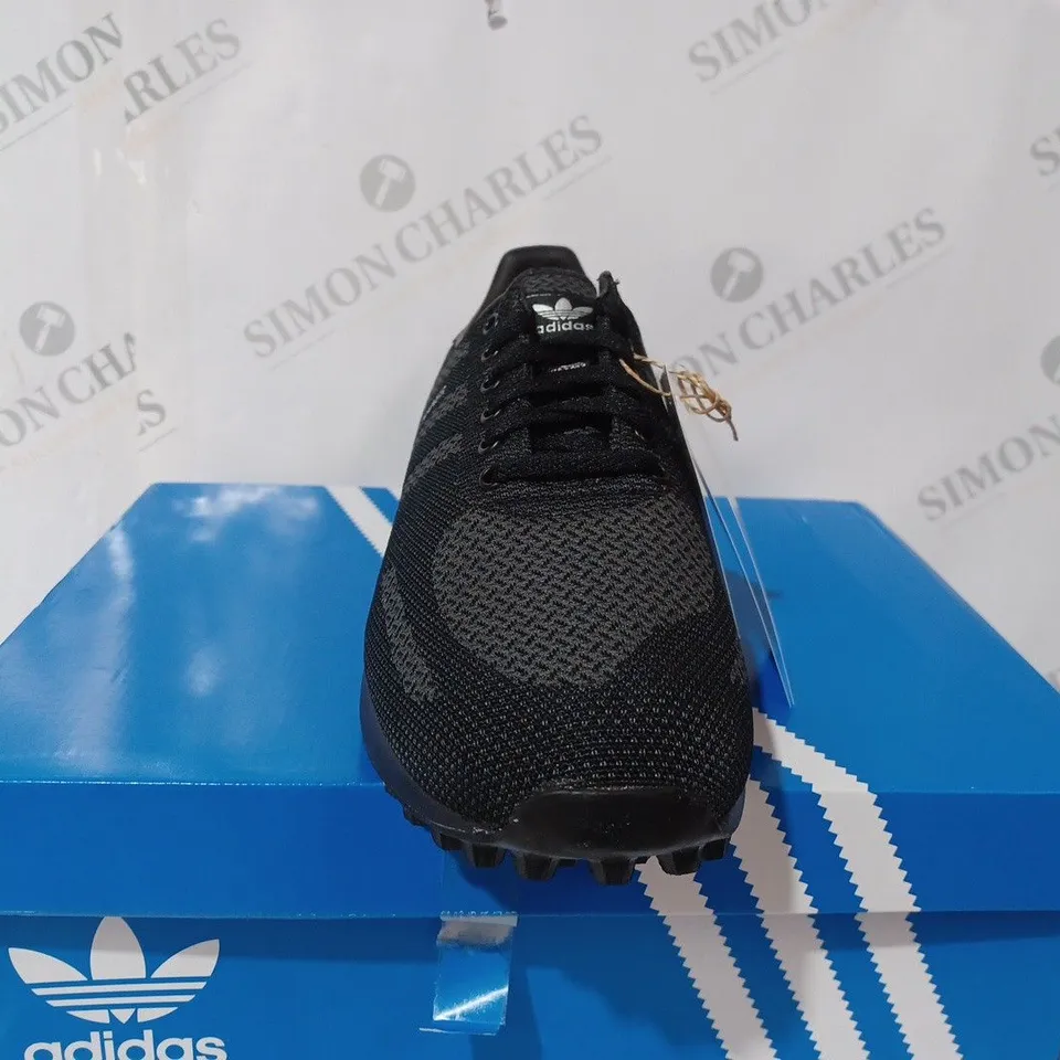 ADIDAS LA TRAINERS WEAVE IN BLACK - UK 10