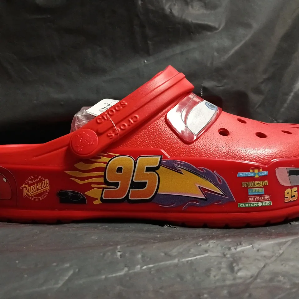 PAIR OF CROCS LIGHTNING MCQUEEN CLOGS SIZE M5/W6