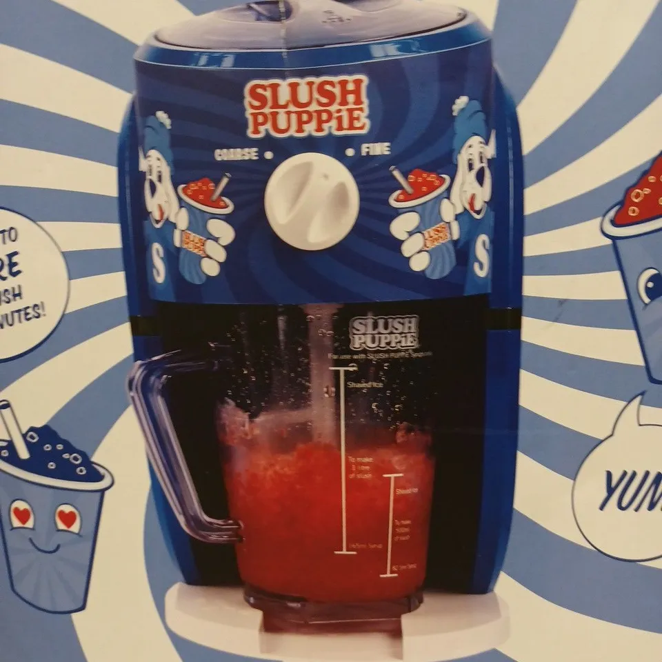 SLUSH PUPPIE SYRUP AND CUP GIFT SET RRP £14.99
