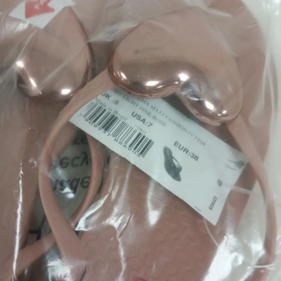 MAXI WOMEN'S SANDALS - PINK/ROSE GOLD HEART-TOP - SIZE 5