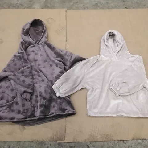 PALLET TO CONTAIN APPROXIMATELY 173 BRAND NEW DESIGNER CLOTHING ITEMS TO INCLUDE; JD WILLIAMS OVERSIZED DRESS HEART PRINT, JD WILLIAMS PINK BELL SLEEVE HOODIE