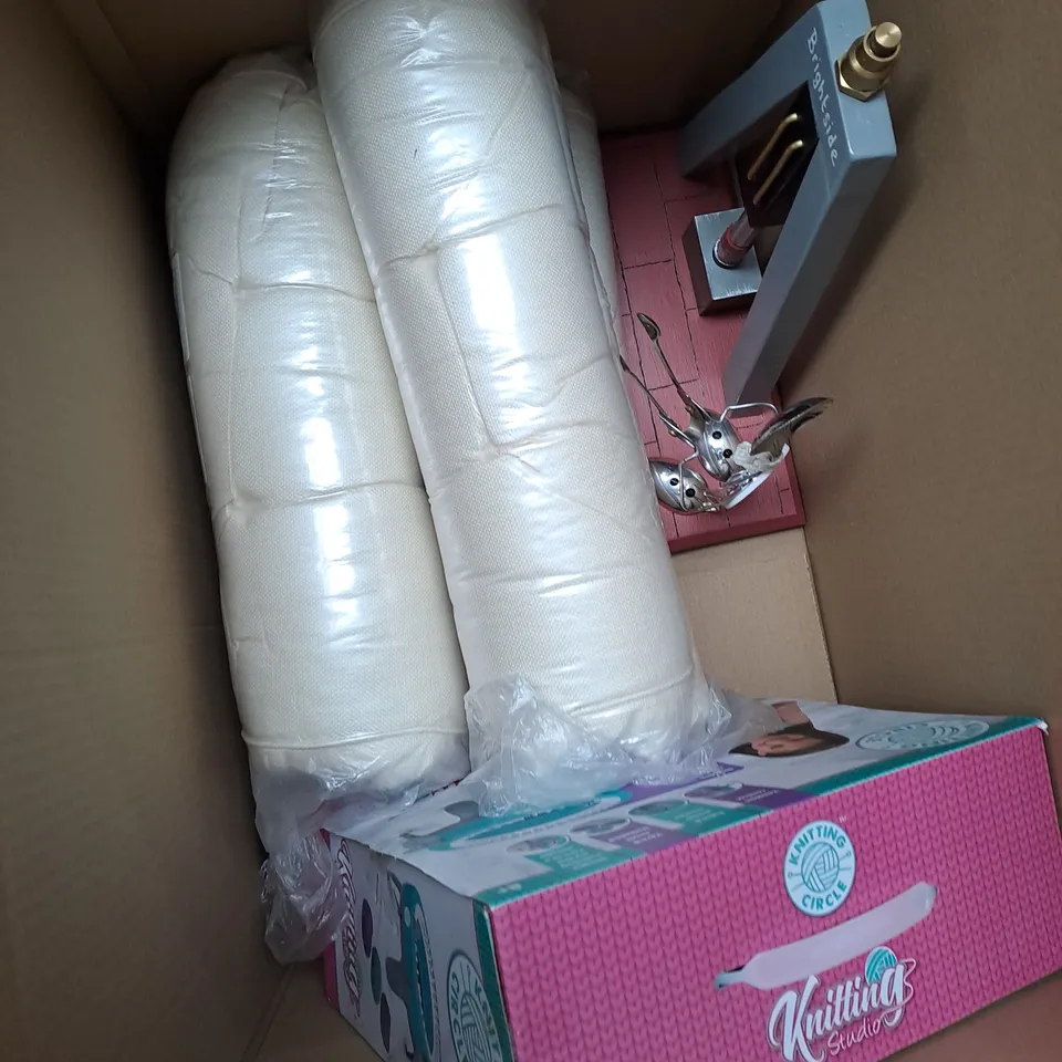 BOX OF APPROXIMATELY 5 ASSORTED ITEMS TO INCLUDE KNITTING SET, DECORATION, PILLOW ETC