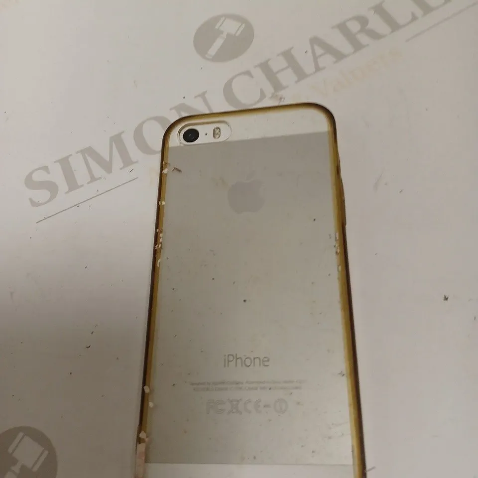 IPHONE A1457 WHITE WITH CASE 