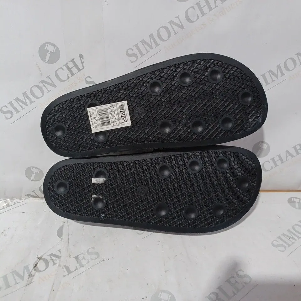 BIBA LOGO SLIDES IN BLACK - UK 5-6