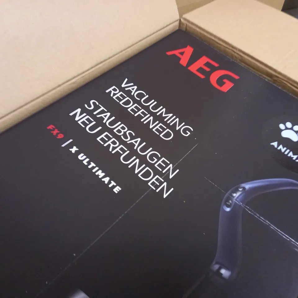 BOXED AEG FX9 X ULTIMATE VACUUM CLEANER