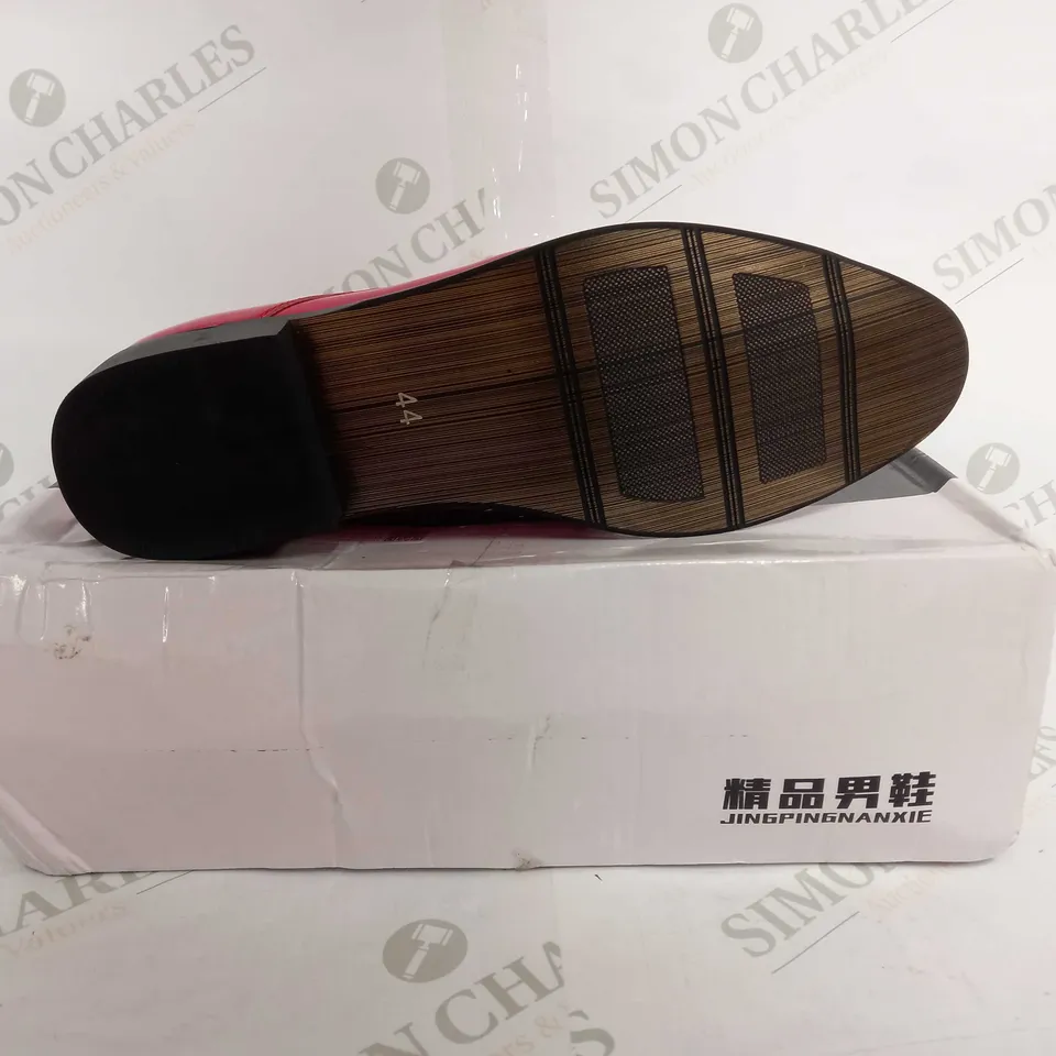 JINGPINGANXIE 1875 STYLE IN LATEX RED - EU 44