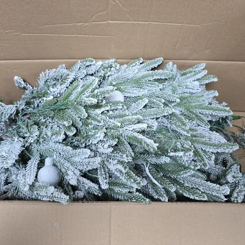 BOXED 5FT SNOWY PORCH TREE