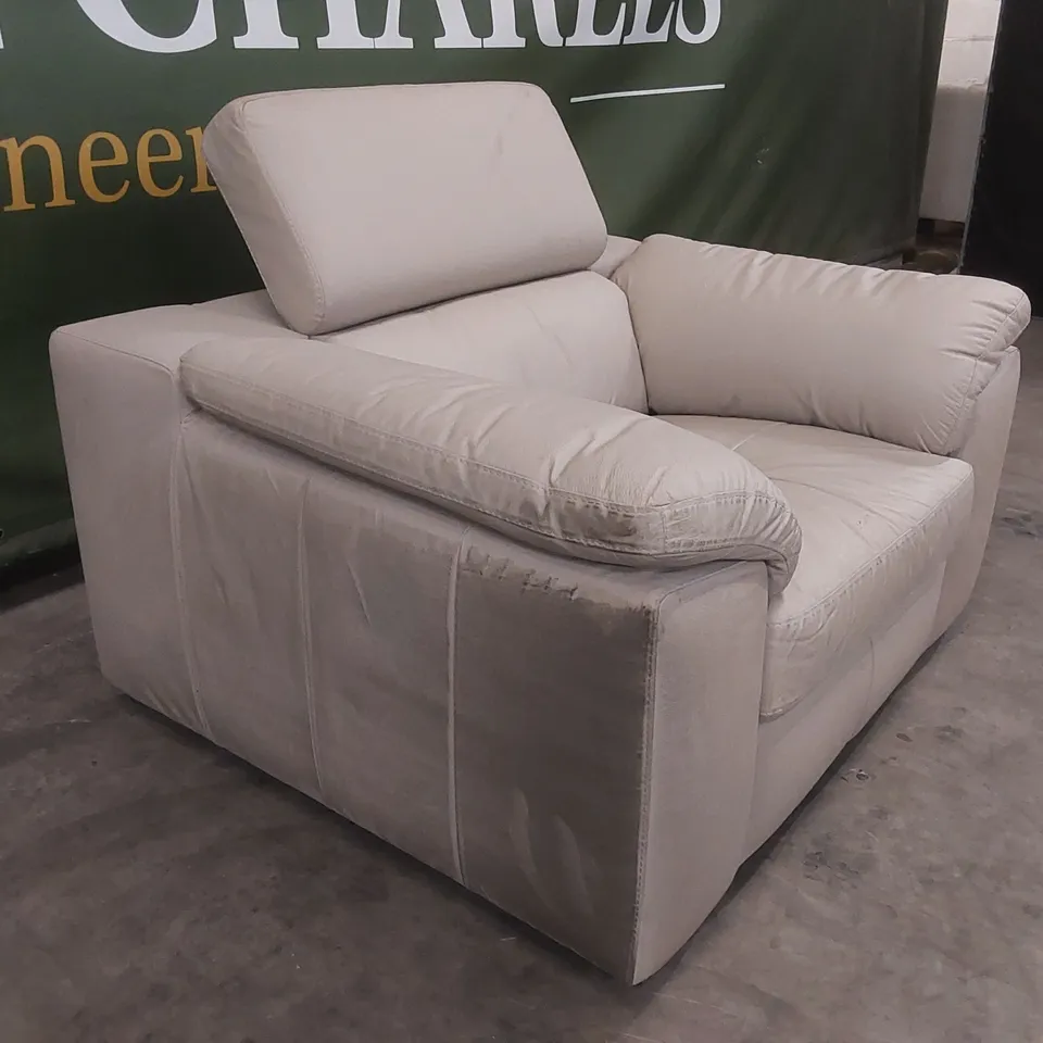 QUALITY DESIGNER FAUX LEATHER ARMCHAIR