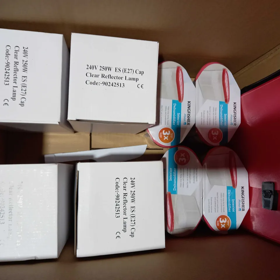 BOX OF APPROXIMATELY 10 ASSORTED HOUSEHOLD ITEMS TO INCLUDE AVAYA LANDLINE PHONE, KINGFISHER HOME INTERIOR DEHUMIDIFIER, 240V 250W ES (E27) CAP CLEAR REFLECTOR LAMP, ETC