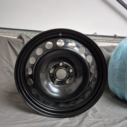 SPARE TYRE RIM - 09/19" - COLLECTION ONLY 