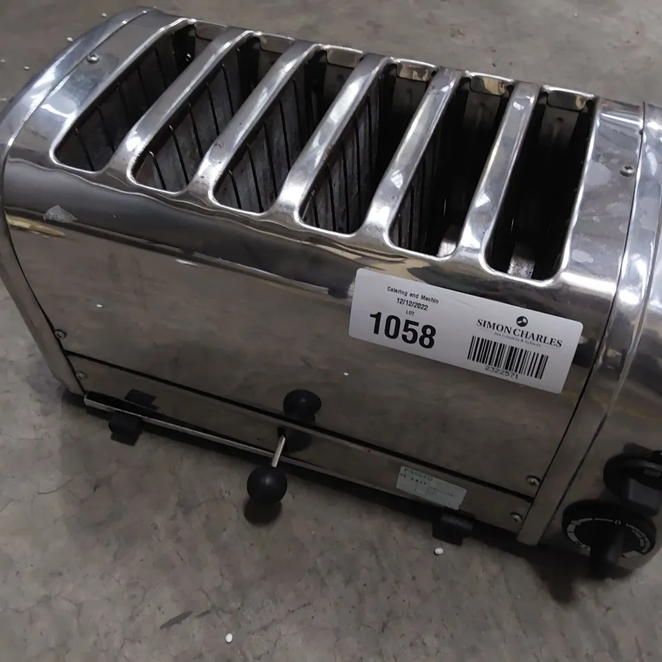 DUALIT 6 SLICE TOASTER