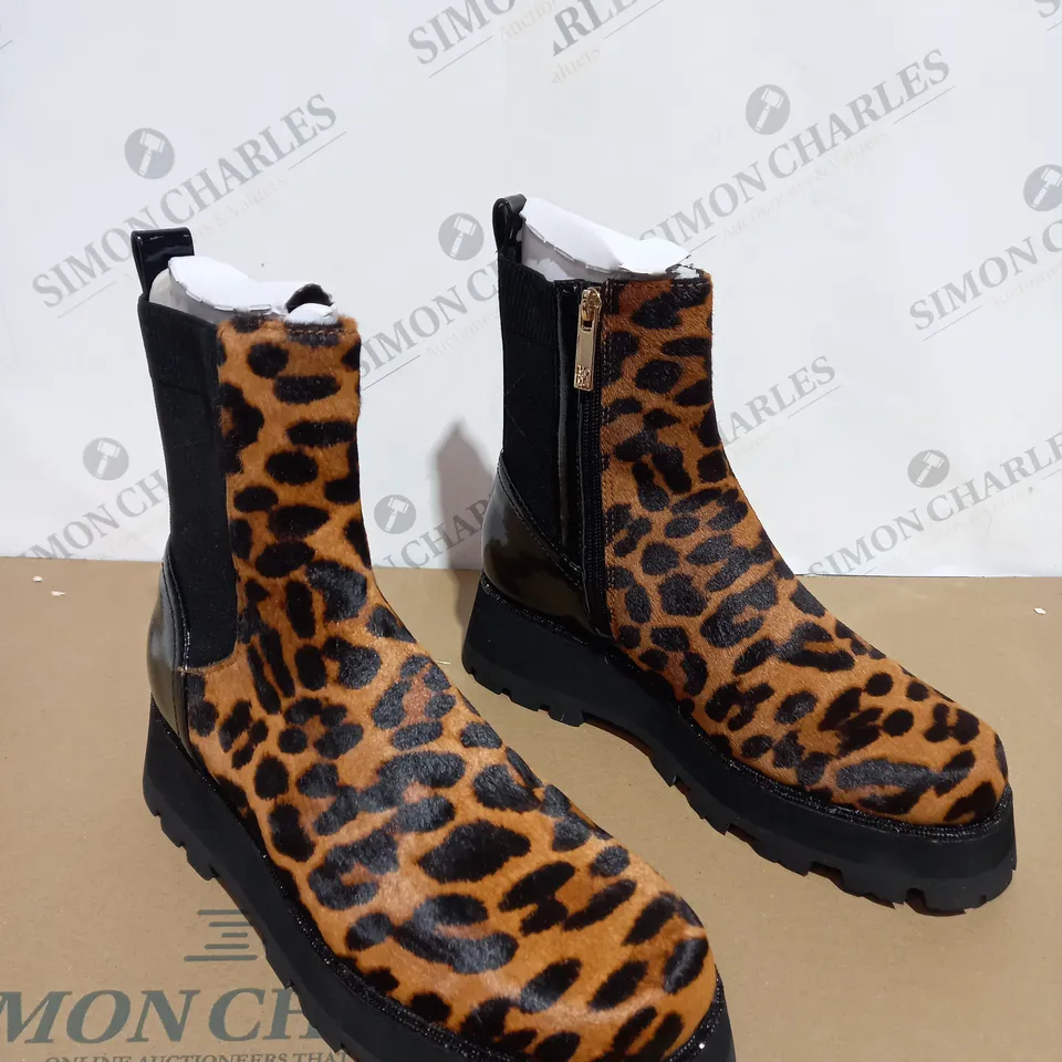 BOXED MODA IN PELLE GERRI EMBELLISHED SQUARE TOE CHELSEA BOOT - LEOPARD - SIZE 5