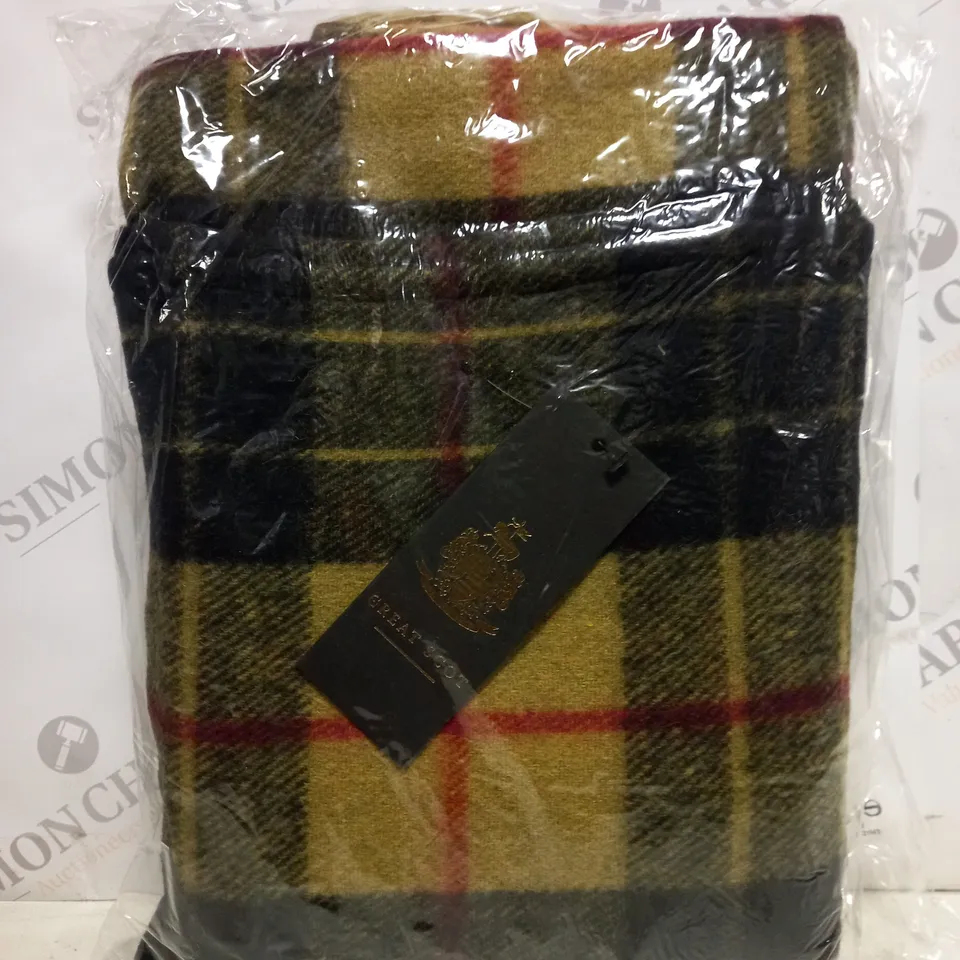 GREAT SCOT TARTAN BLANKET IN GREEN - SIZE UNSPECIFIED