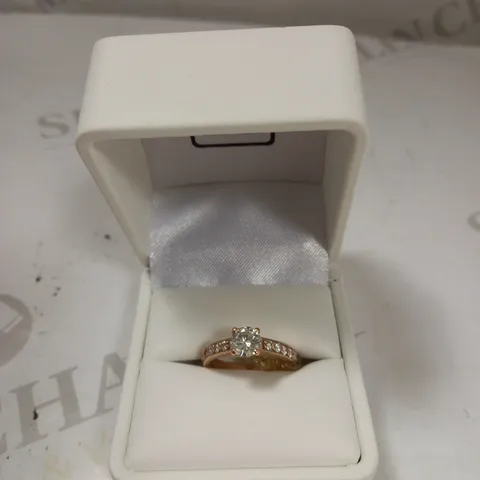 LADY LYNSEY 9CT GOLD 1 CARAT ROUND BRILLIANT SOLITAIRE WHITE GOLD RING