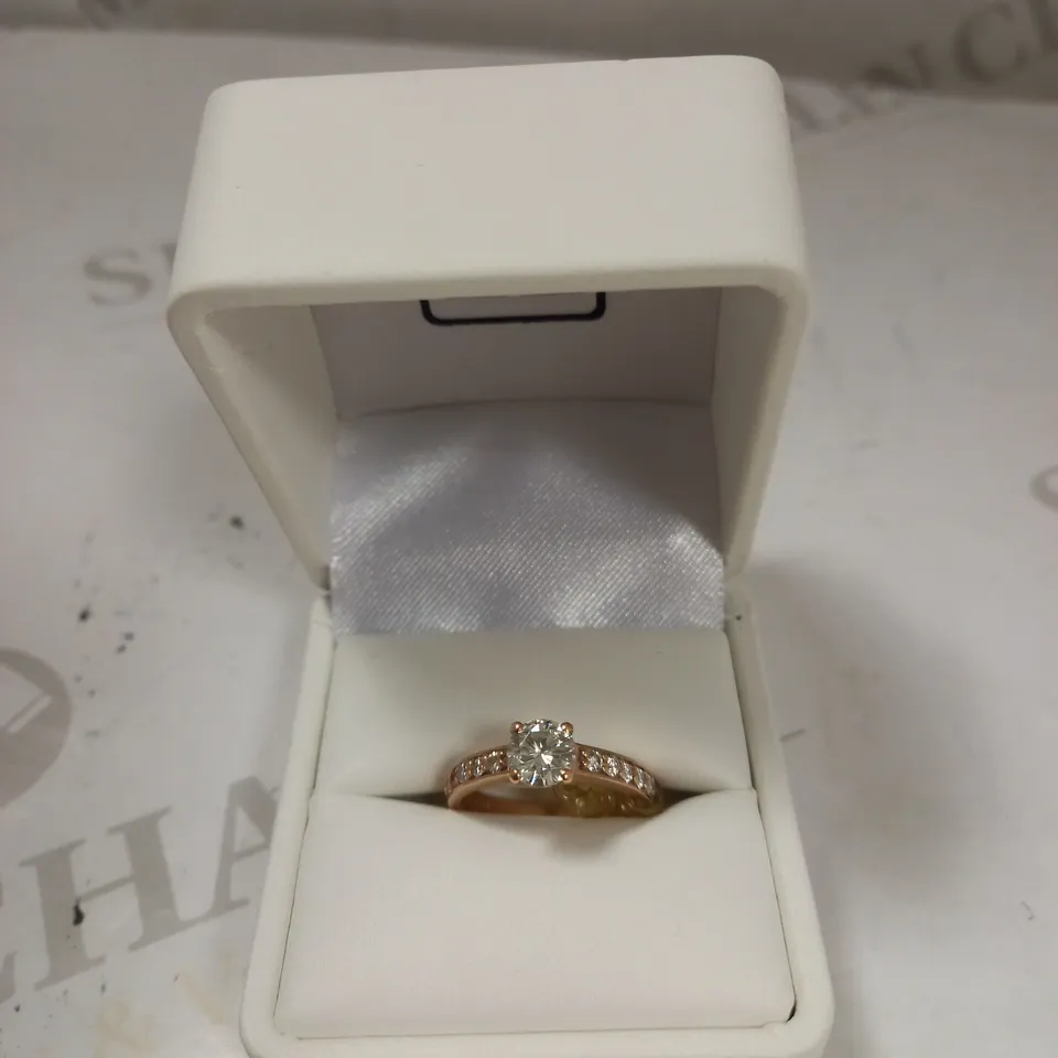 LADY LYNSEY 9CT GOLD 1 CARAT ROUND BRILLIANT SOLITAIRE WHITE GOLD RING RRP £574.99