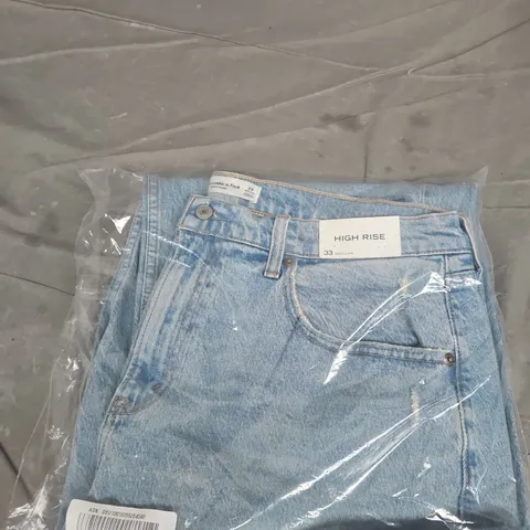 ABERCROMBIE AND FITCH HIGH RISE JEANS – LIGHT WASH DENIM, UK 14 (US 33 REGULAR) WOMEN'S