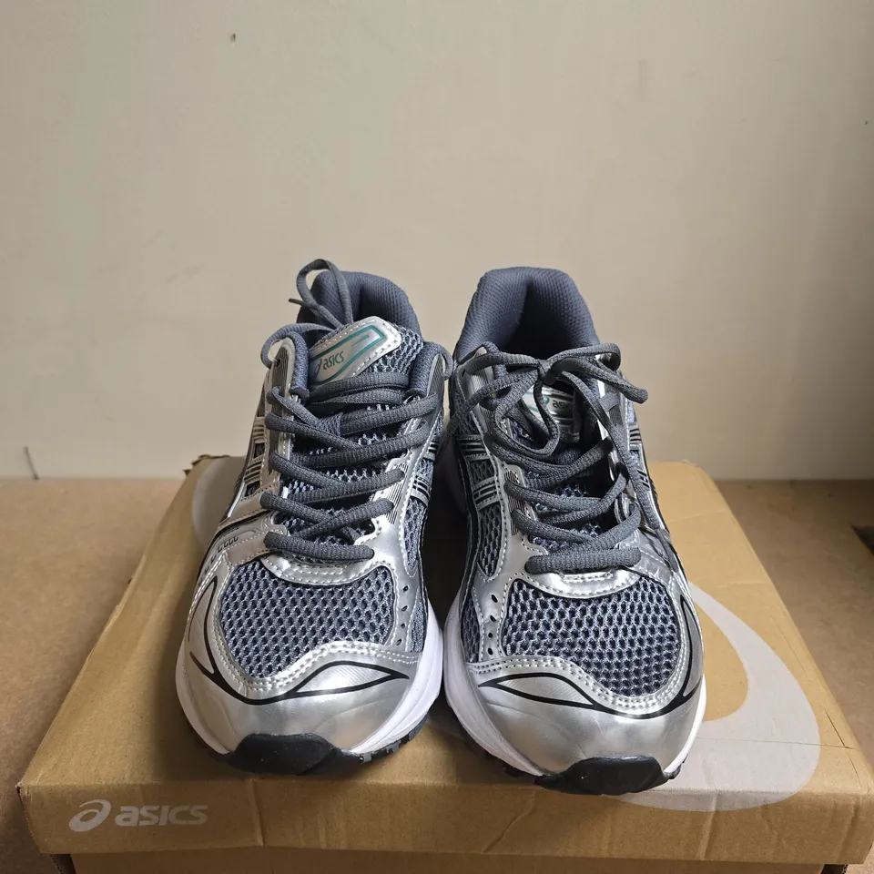 BOXED PAIR OF ASICS GEL-KAYANO 14 RUNNING SHOES – UK SIZE 7.5