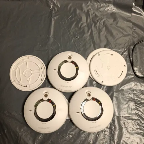 FIREANGEL PRO CEILING-MOUNT SMOKE DETECTORS – SET OF THREE, WHITE