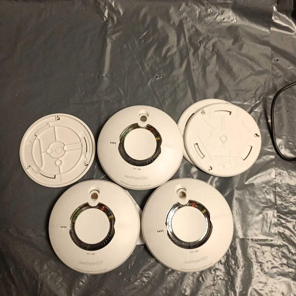 FIREANGEL PRO CEILING-MOUNT SMOKE DETECTORS – SET OF THREE, WHITE