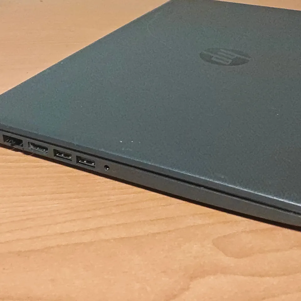 UNBOXED HP 250 G7 INTEL I-5 10TH GEN LAPTOP IN BLACK 