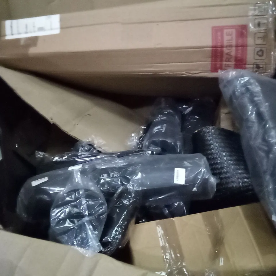 PALLET OF ASSORTED ITEMS INCLUDING STOREMIC TOILET SEAT, AIR COOLER, WEED EXTRACTOR, WORKOUT ACCESSORIES, GAMING CHAIR