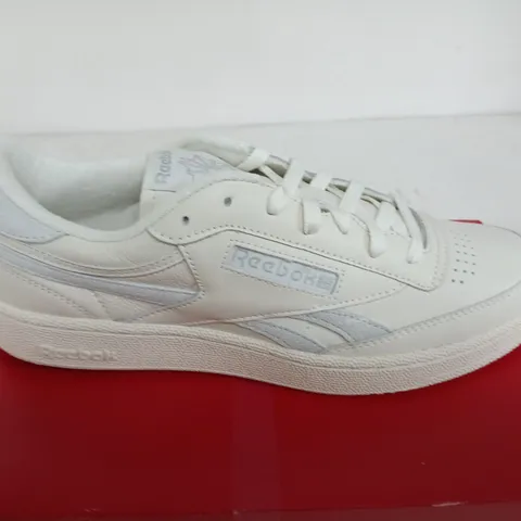 REEBOK CLUB C REVENGE SIZE 10