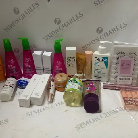 LOT OF HOUSEHOLD ITEMS TO INCLUDE SPIRALICIOUS STYLING GEL, ETC