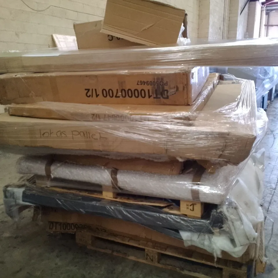 PALLET OF ASSORTED DINING TABLE PARTS 