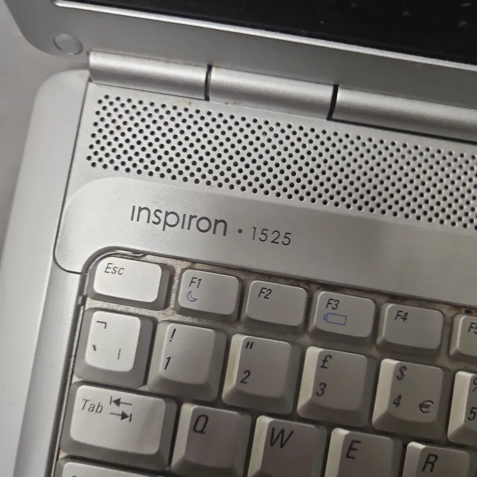 DELL INSPIRON 1525 LAPTOP – SILVER