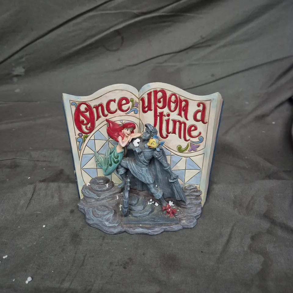 DISNEY TRADITIONS JIM SHORE ENESCO – ONCE UPON A TIME FIGURINE, DISNEY SHOWCASE COLLECTION