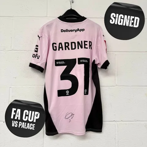 #31 - Che Gardner - FA Cup Football Shirt 24/25 - Size M - Signed