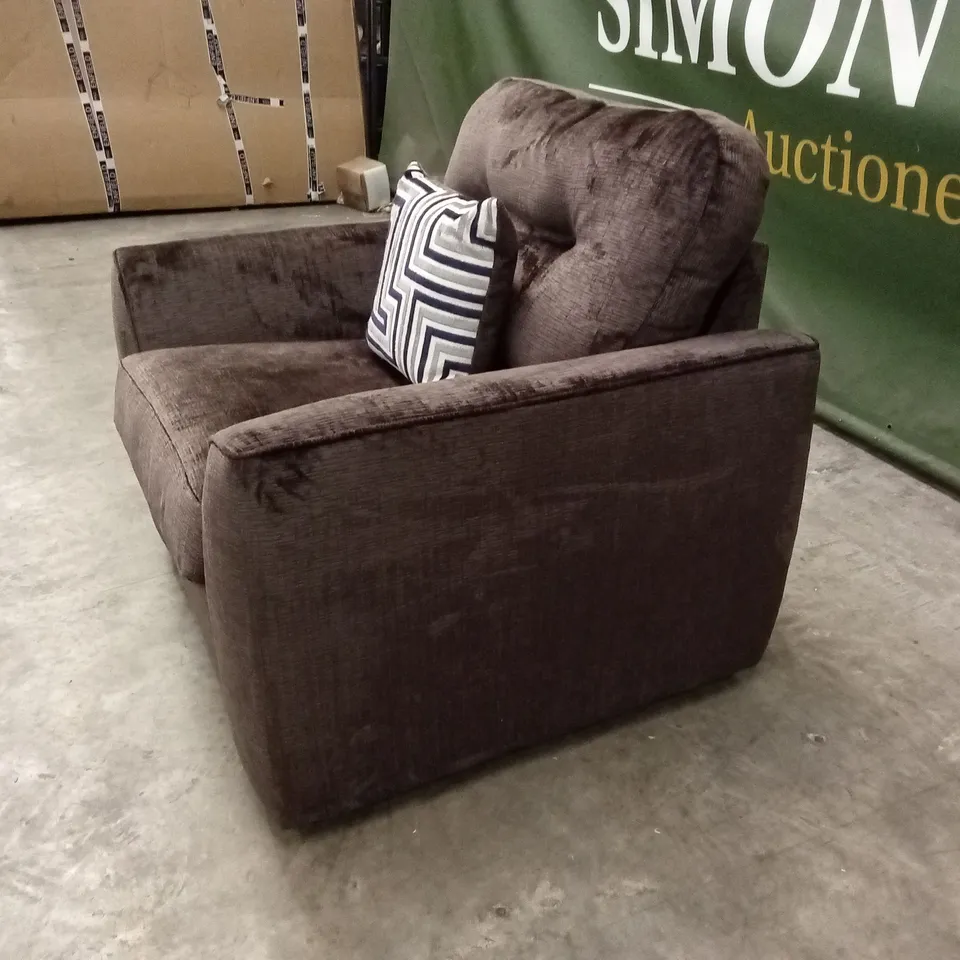 MARGATE POWER INCLINER ARMCHAIR - CHOCOLATE RRP £649