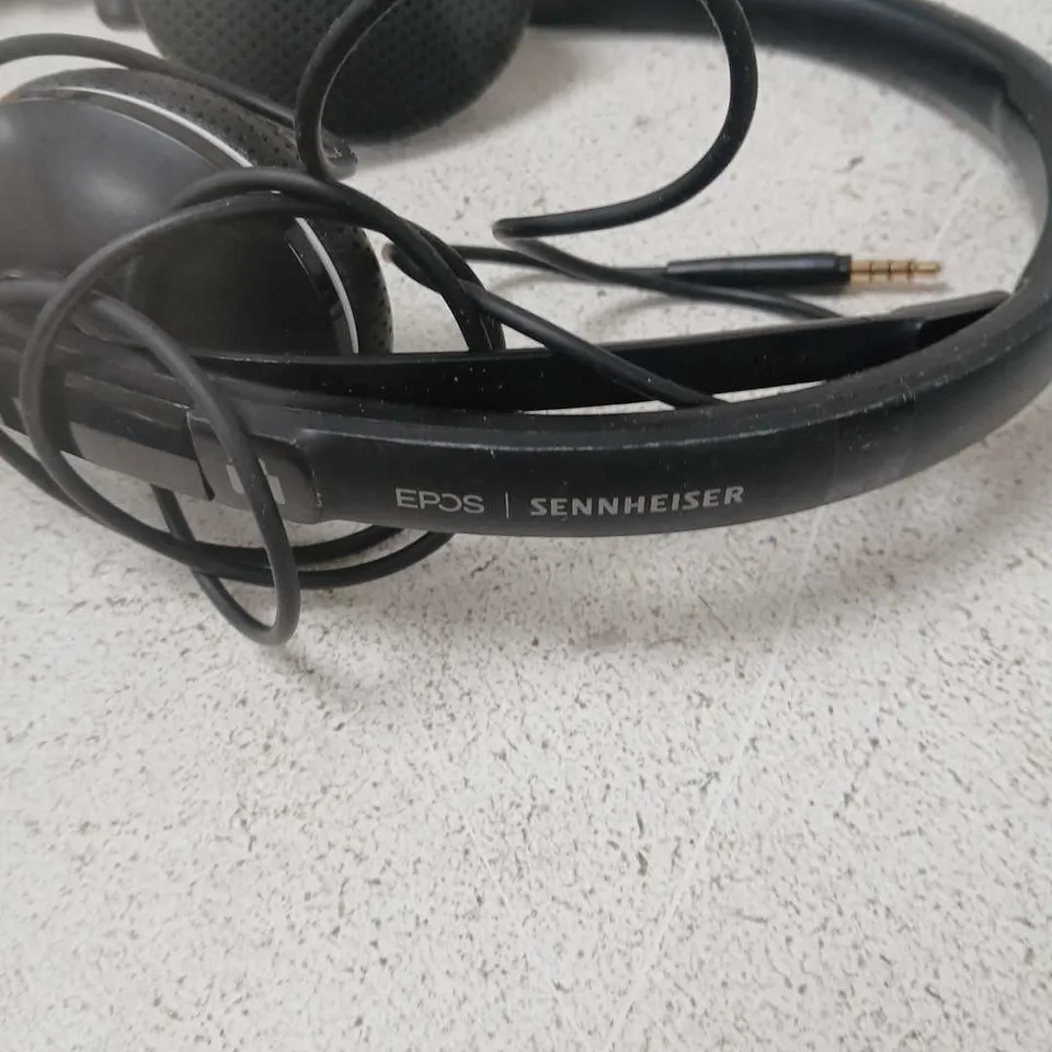 3X SENNHEISER EPOS HEADSETS 