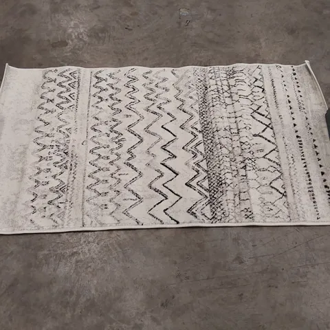 GUNNER VINTAGE DESIGN WITH SKANDI PATTERN CREAM RUG // 80 X 150CM