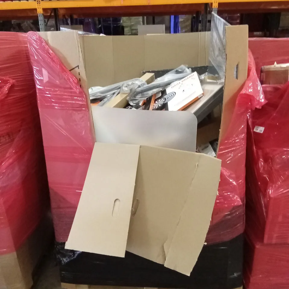 PALLET OF ASSORTED HOUSEHOLD GOODS & PRODUCTS TO INCLUDE; DART BOARDS, CANVAS PRINTS, HAND RAIL ETC
