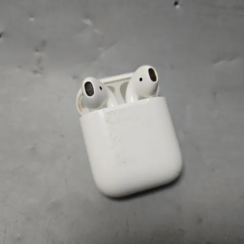 APPLE AIRPOD WITH CHARGING CASE - A1602