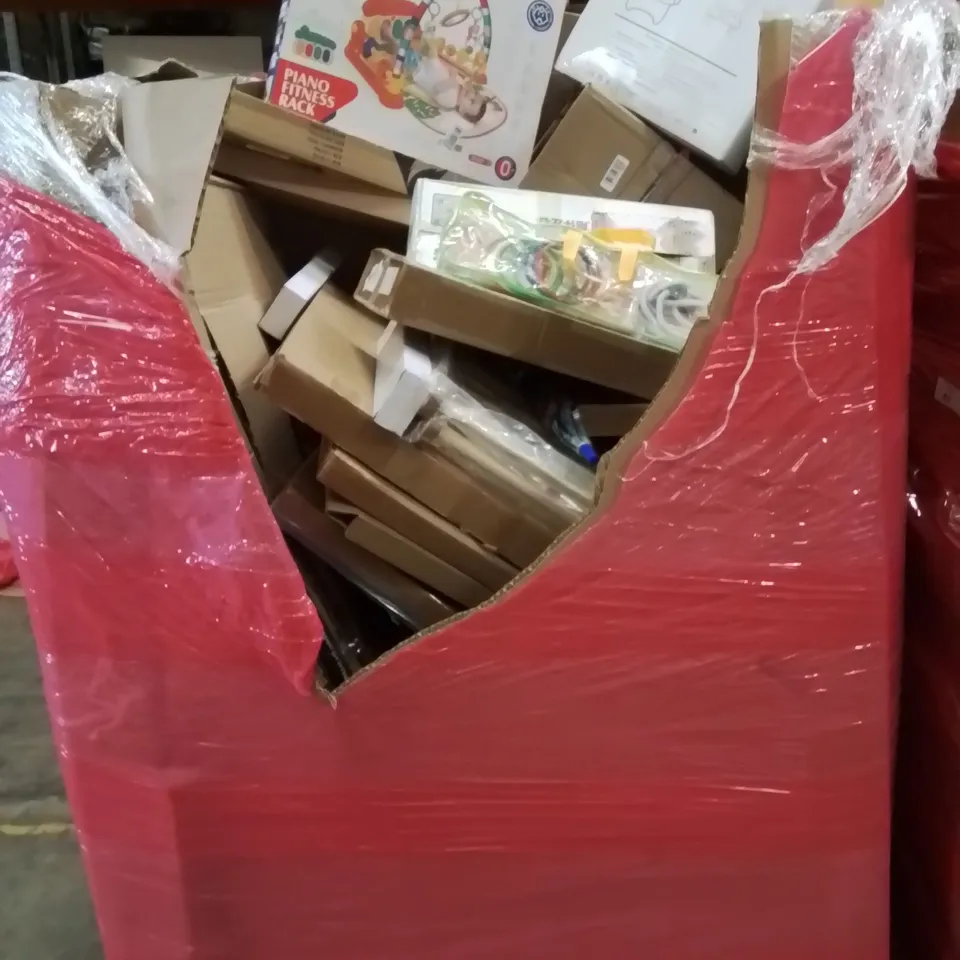 PALLET CONTAINING VARIOUS ASSORTED BOXED HOUSEHOLD ITEMS TO INCLUDE: LAWN GAMES, CHILD'S HIGH CHAIR, FOLDING CAMPING CHAIR, BABYBPLAY MAT AND LOTS MORE UNMARKED BOXED ITEMS 