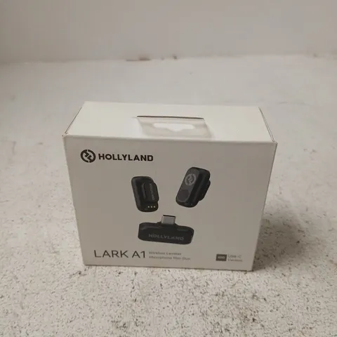 HOLLYLAND LARK A1 WIRELESS LAVALIER MICROPHONE SYSTEM – USB-C VERSION (BOXED)