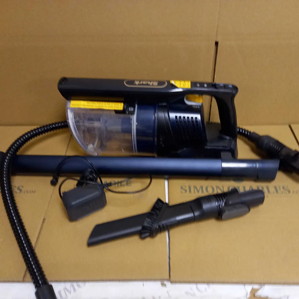 SHARK VACUUM CLEANER IZ201UKTSB