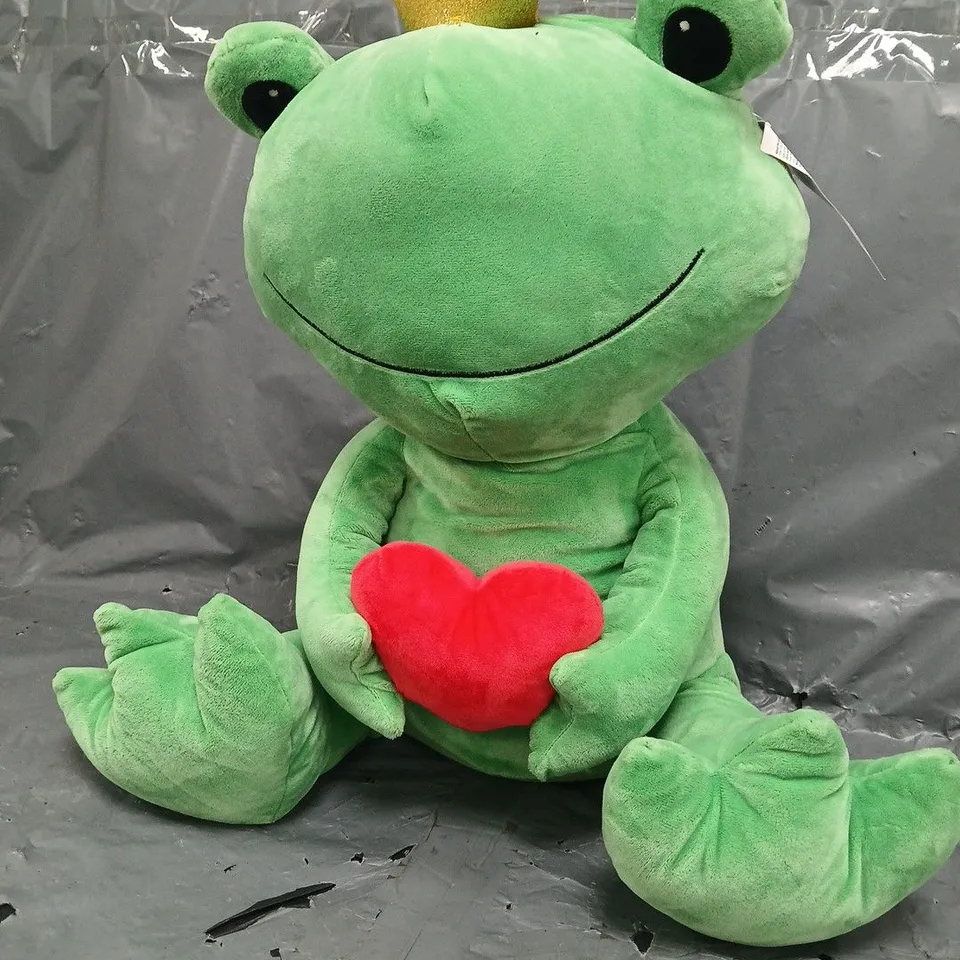 CUDDLY FROG W. HEART SOFT PLUSH TOY