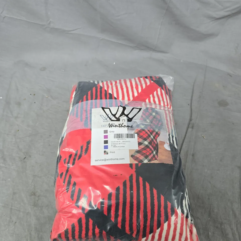 WINTHOME DUVET COVER SET – 140 X 200 CM, RED/BLACK PLAID PATTERN